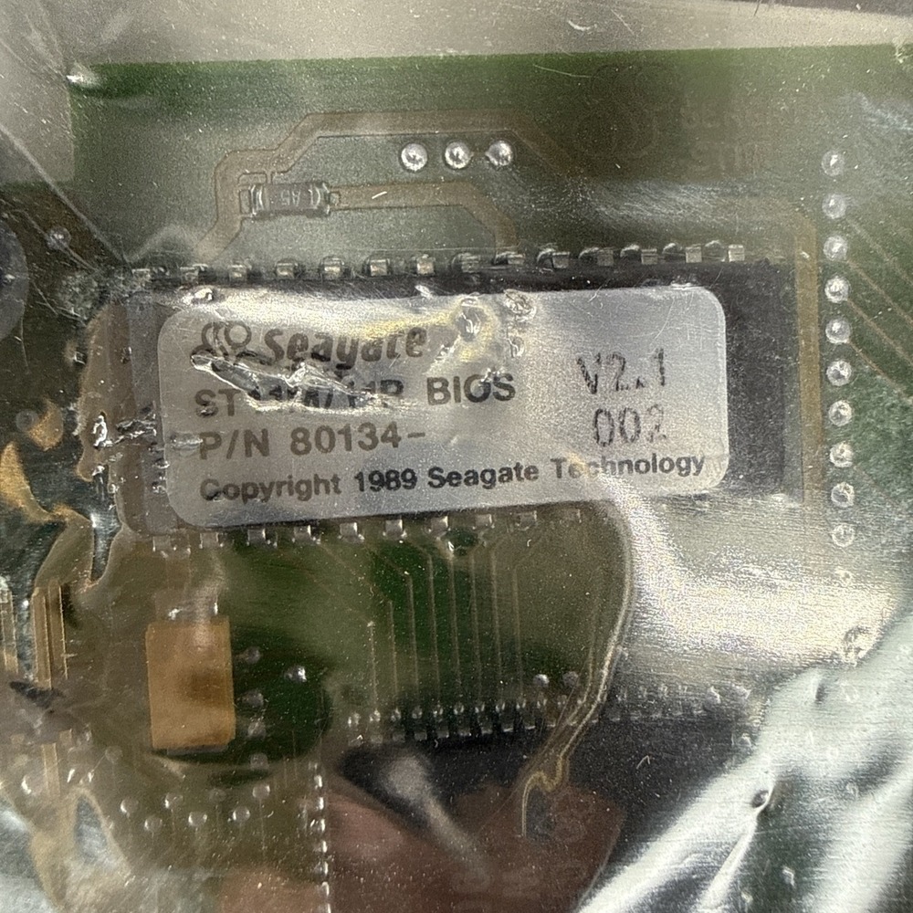 NEW Seagate ST-11M/11R 8-Bit ISA RLL Hard Drive Controller V2.1 - Picture 2 of 5